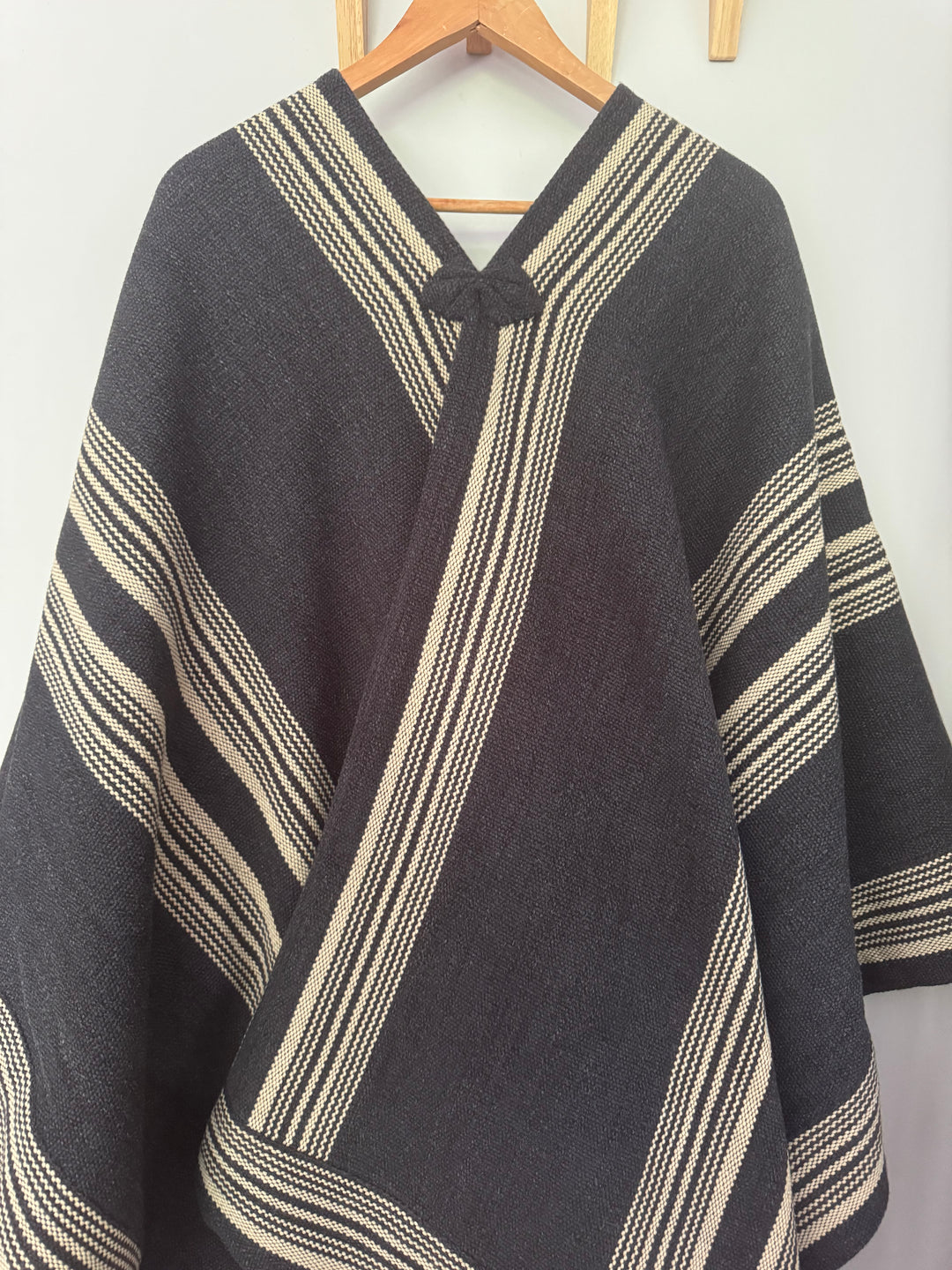 Three-stripe woven border poncho