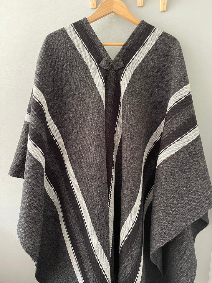 Three-Striped Graphite Blanket