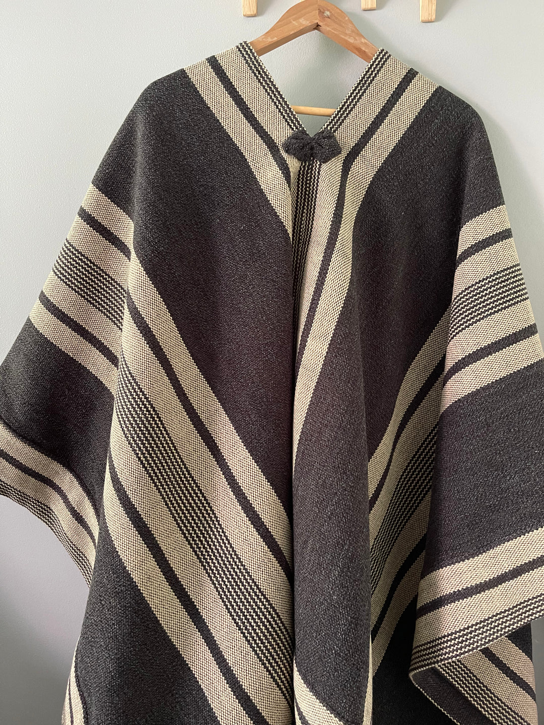 Three-stripe woven border poncho