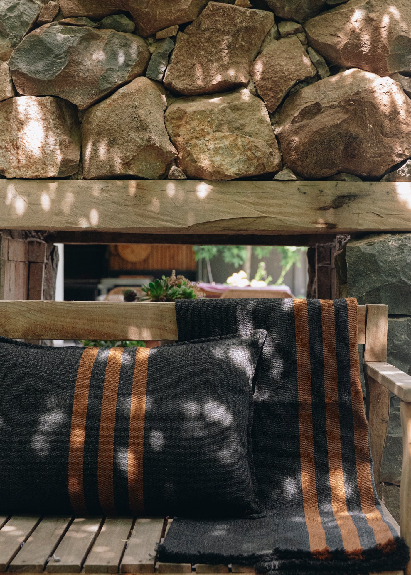 Piecera Grafito franjas