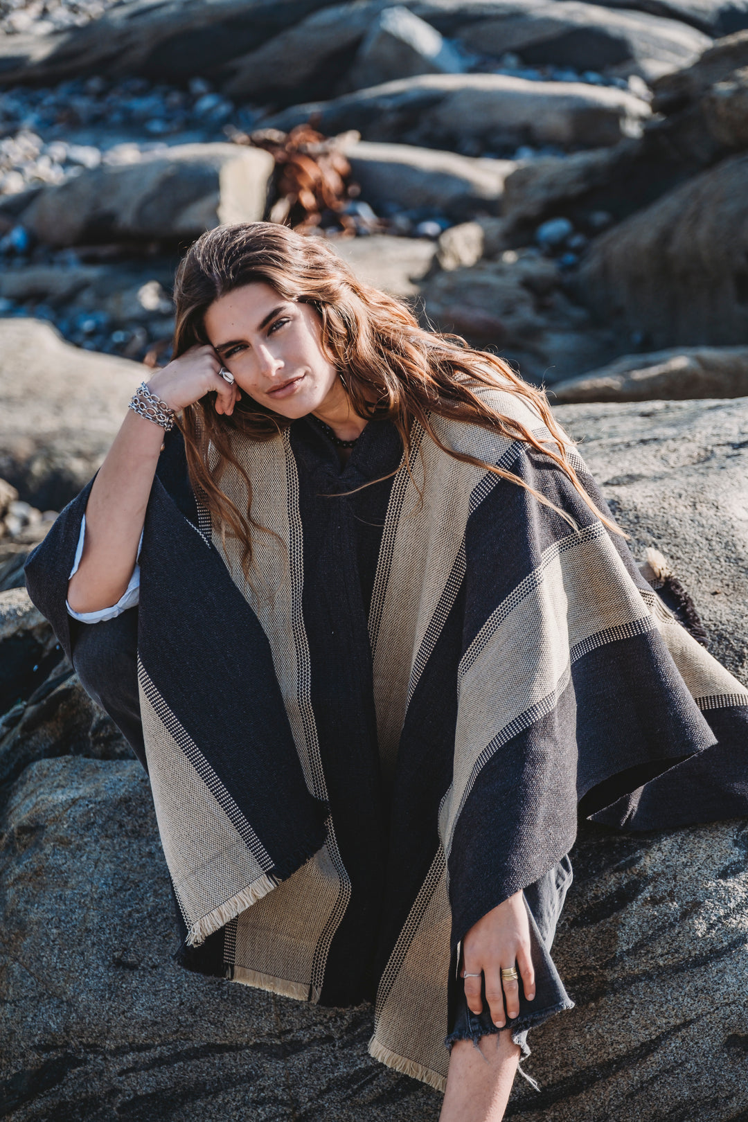 Two-tone gray poncho