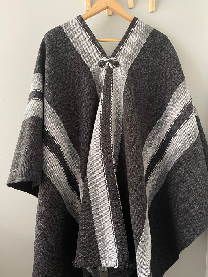 Three-Striped Graphite Blanket