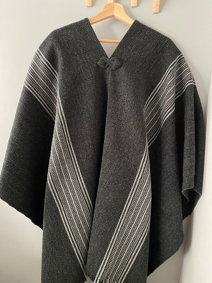 Two-stripe graphite poncho